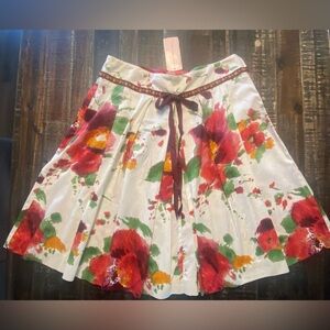 NWT Bandolino 🌺Floral🌺 A-Line Skirt! 🎶 Festival ready ! Size 10